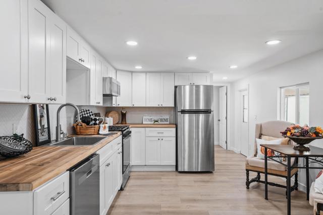 410 S First, El Cajon CA: https://media.crmls.org/mediaz/cdf869f4-997b-4105-be31-c58c46ba7262.jpg
