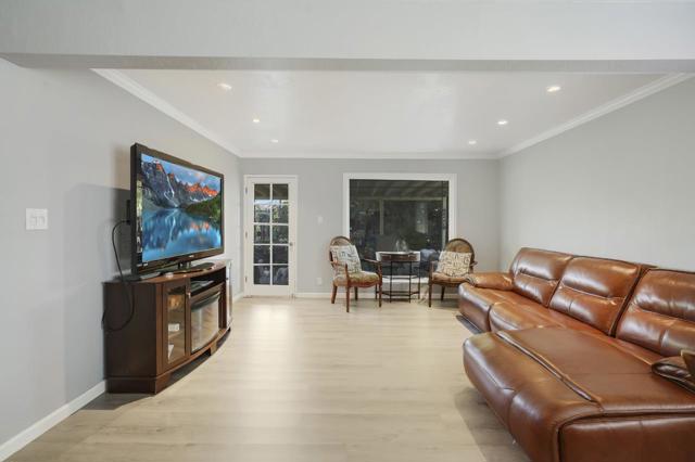 6364 Thomas Avenue, Newark CA: https://media.crmls.org/mediaz/cdf94104-e8dd-43a3-baf3-c1f6540b83c8.jpg