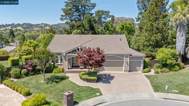 21 Mercury Ct, Pleasant Hill CA: https://media.crmls.org/mediaz/cdf95f2b-78a0-4127-83a0-7989567cb1f6.jpg
