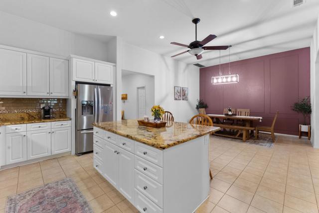 Detail Gallery Image 13 of 49 For 31557 Whitecrown Dr, Murrieta,  CA 92563 - 5 Beds | 3 Baths