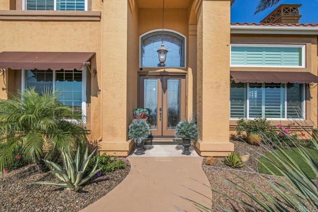 15718 Creek Hills Road, El Cajon CA: https://media.crmls.org/mediaz/cdfa8a3d-96df-4460-89e3-d777db1487f7.jpg