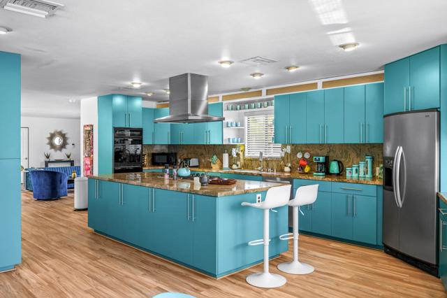 2099 E Racquet Club E Road, Palm Springs CA: https://media.crmls.org/mediaz/cdfad19f-e6b9-46c8-99e0-a24bdaf5a449.jpg