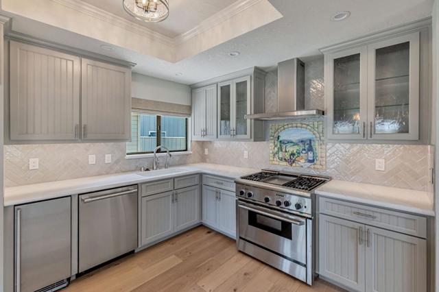 700 Duffin Drive, Hollister CA: https://media.crmls.org/mediaz/cdfb9950-9aa6-406e-95be-fc34d228c693.jpg