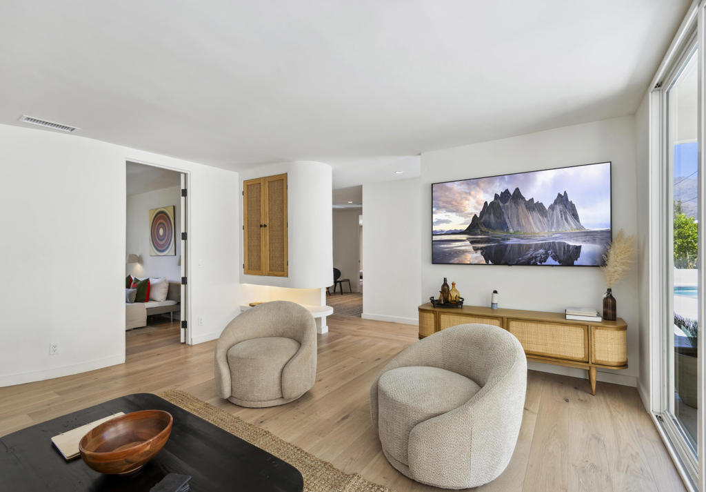 MLS #219130274DA image #14