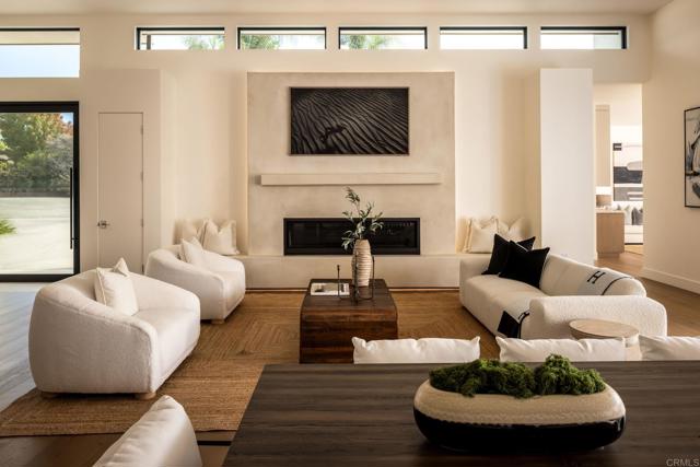 Detail Gallery Image 8 of 39 For 601 N Cedros, Solana Beach,  CA 92075 - 5 Beds | 5/1 Baths