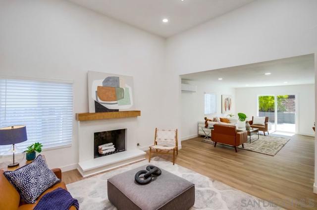 13113 Calle De Las Rosas, San Diego CA: https://media.crmls.org/mediaz/cdfd1003-94a3-4230-b378-0820320a802d.jpg