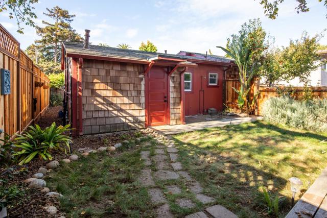1122 Seabright Avenue, Santa Cruz CA: https://media.crmls.org/mediaz/cdfd2598-cb61-4ec6-b2fe-a3e915a0a276.jpg