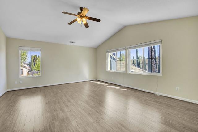4537 Wagon Trail Way, Antioch CA: https://media.crmls.org/mediaz/cdfd9de5-8024-473f-af99-ec1685906259.jpg