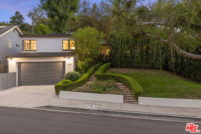 11704 Sunshine Terrace
