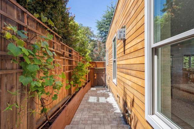 1 Millbrae Circle, Millbrae CA: https://media.crmls.org/mediaz/ce00c7f2-2d6a-4a84-aea5-692bd0ad3350.jpg