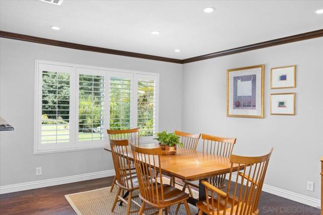 Image 6 of 42 For 13223 Silver Saddle Ln