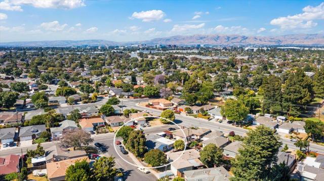 1991 Santa Inez Court, Santa Clara CA: https://media.crmls.org/mediaz/ce015039-fa5c-41b2-a295-e645824f5798.jpg