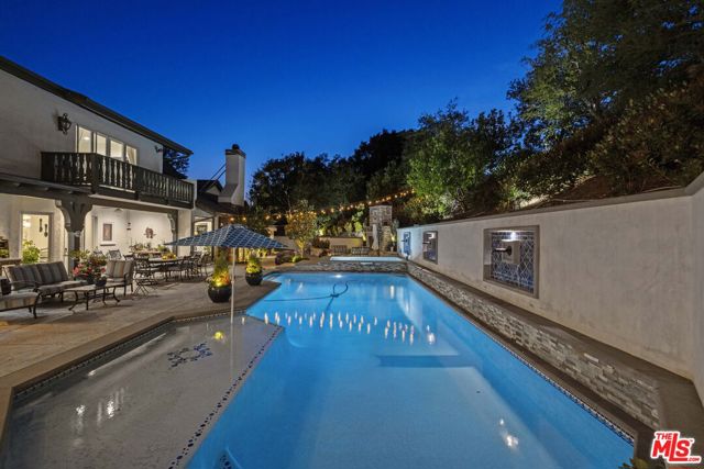 25730 Sand Canyon Road, Santa Clarita CA: https://media.crmls.org/mediaz/ce02c7b2-99ad-4f2e-a170-2bfaa15a228a.jpg