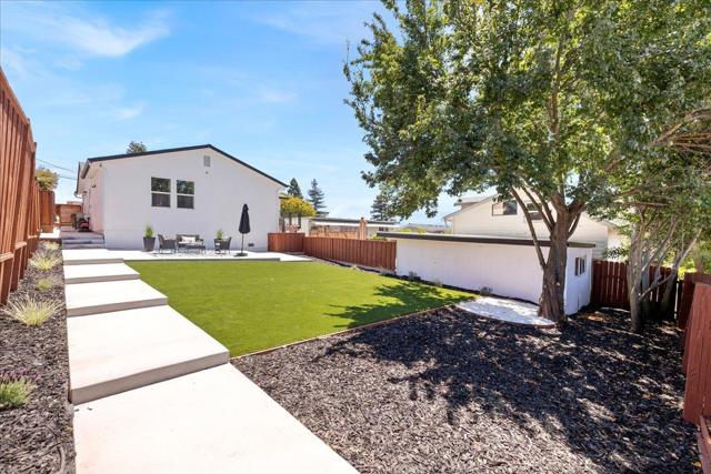 19087 Mayberry Drive, Castro Valley CA: https://media.crmls.org/mediaz/ce03560d-0e85-45f2-a114-216a6e7521f9.jpg