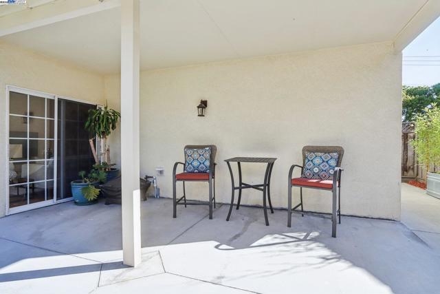 35120 Cardiff Street, Newark CA: https://media.crmls.org/mediaz/ce037823-4163-4eeb-b226-cff177a6974e.jpg