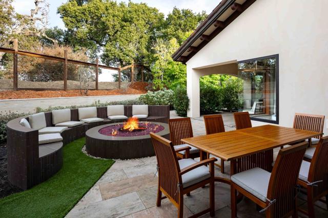 27500 La Vida Real, Los Altos Hills CA: https://media.crmls.org/mediaz/ce03c0ab-5877-44a6-9188-e565e14c224b.jpg