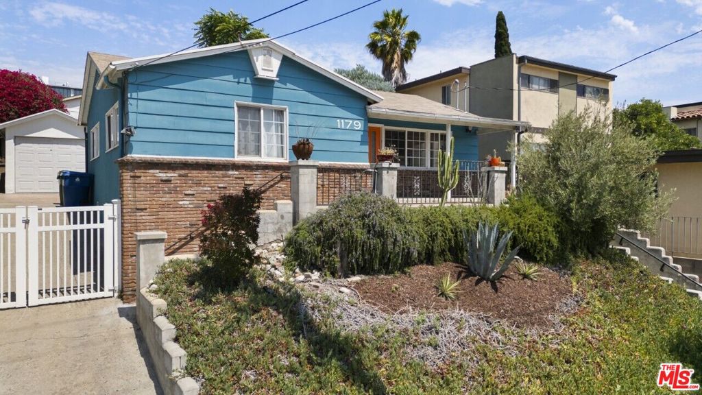 1179 Bellevue Avenue