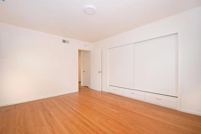 22813 2Nd St, Hayward CA: https://media.crmls.org/mediaz/ce0476e4-3986-4907-9ef7-3fcb034cdf6b.jpg