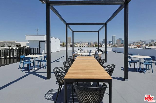 1037 Dewey Avenue, Los Angeles CA: https://media.crmls.org/mediaz/ce04a266-9a56-4448-900d-ba2da9d47d01.jpg