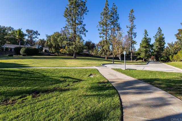 Detail Gallery Image 31 of 38 For 823 Viking Ln, San Marcos,  CA 92069 - 3 Beds | 2 Baths