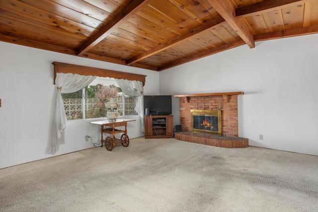 Detail Gallery Image 9 of 30 For 1230 Tamarack Ave, Carlsbad,  CA 92008 - 3 Beds | 2 Baths