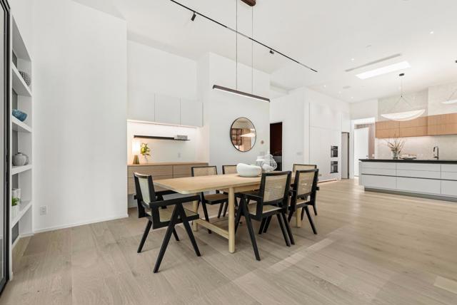 1068 Riverside Drive, Los Altos CA: https://media.crmls.org/mediaz/ce078c65-c78c-498e-8cf5-941362f2c148.jpg