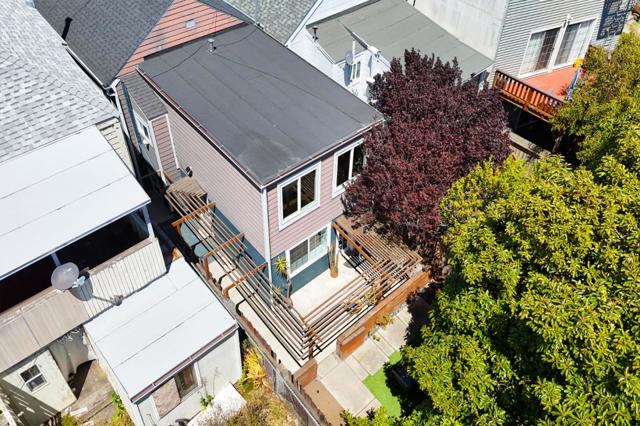 275 Teddy Avenue, San Francisco CA: https://media.crmls.org/mediaz/ce07b670-2126-4557-a343-fa46b7008913.jpg