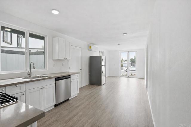 Detail Gallery Image 25 of 48 For 1668 1672 Spanish Oak Pl, El Cajon,  CA 92019 - 9 Beds | 5 Baths