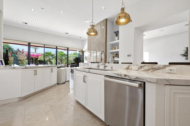 79455 Briarwood, La Quinta CA: https://media.crmls.org/mediaz/ce087269-730c-4a5a-a0a7-ae6de49b6999.jpg