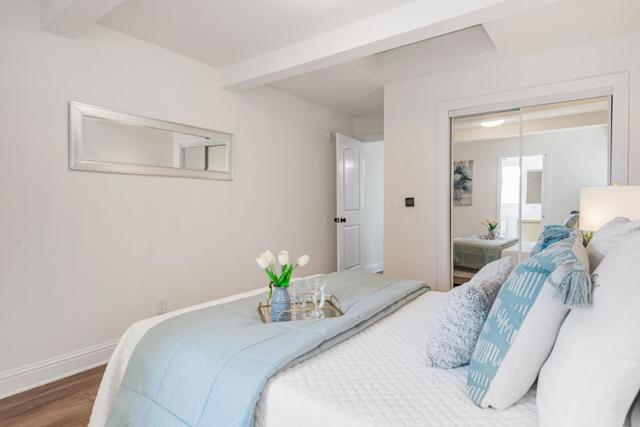 1312 Carlton Avenue, Menlo Park CA: https://media.crmls.org/mediaz/ce091d90-b14d-44bc-8559-29f0bc2eebc1.jpg