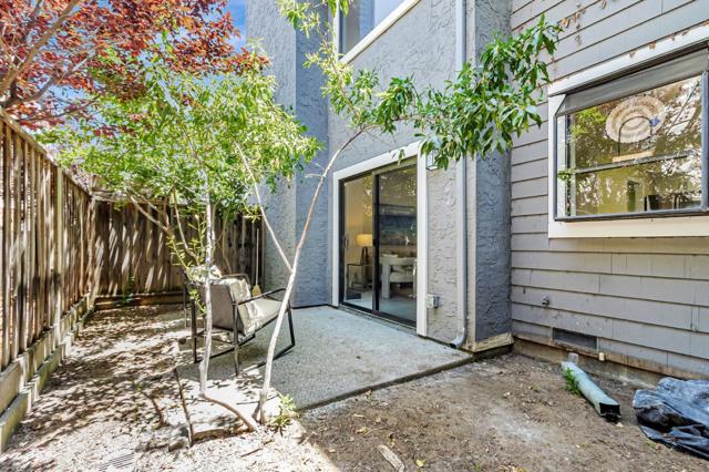1152 Capri Drive, Campbell CA: https://media.crmls.org/mediaz/ce0a3f57-1d82-4e84-8b3f-ea06b535f021.jpg