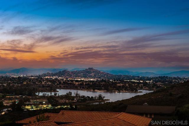 6346 Ridge Manor Avenue, San Diego CA: https://media.crmls.org/mediaz/ce0b22b8-94da-428d-a8ac-19c4339a59fa.jpg