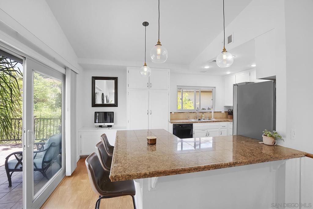 2054 Skyview - photo 19
