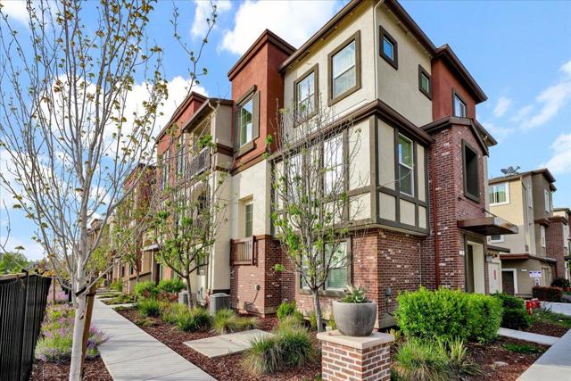 1011 Bellante Lane, San Jose CA: https://media.crmls.org/mediaz/ce0c6977-cf00-47ca-899b-38528315ccfb.jpg