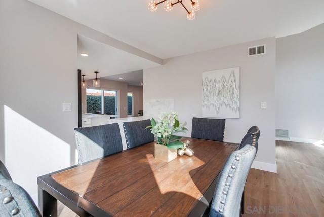 1278 Avenida Miguel, Encinitas CA: https://media.crmls.org/mediaz/ce0d0b0e-69fe-42c1-8995-3b658f9191ff.jpg