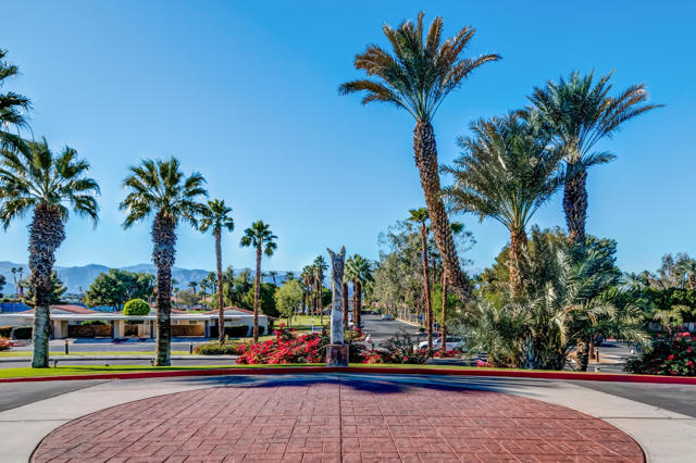 82126 Travolta Ave Avenue, Indio CA: https://media.crmls.org/mediaz/ce0d0d3d-149b-4361-88e0-30339a2151ba.jpg