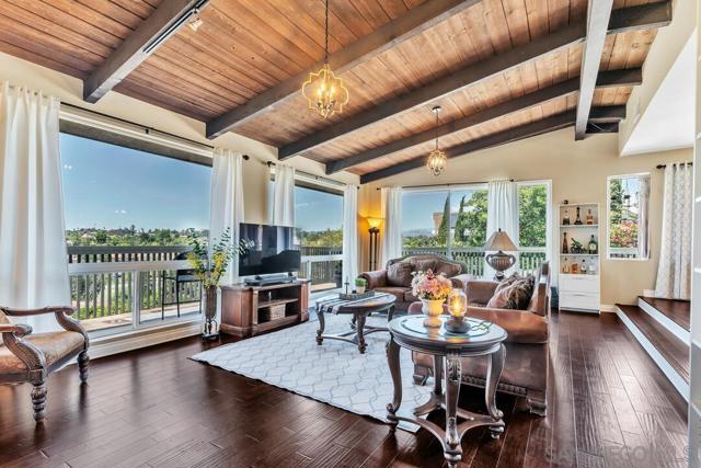 1817 Sunny Slope Terrace, Escondido CA: https://media.crmls.org/mediaz/ce0d321d-3d90-4dcf-a33c-629535349616.jpg