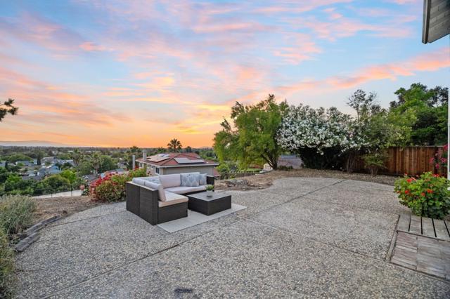 6238 Valroy Drive, San Jose CA: https://media.crmls.org/mediaz/ce0ec650-804a-4fc3-a9ce-62ea259e7119.jpg
