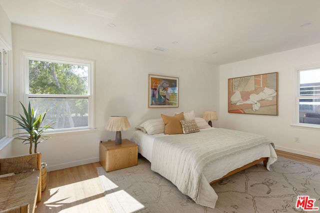 1327 Brampton Road, Los Angeles CA: https://media.crmls.org/mediaz/ce0f6ffd-48ce-42b8-b083-78e2250bd6af.jpg