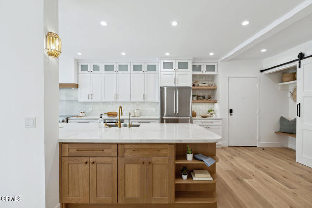 Detail Gallery Image 20 of 49 For 350 Paseo De Playa #121,  Ventura,  CA 93001 - 3 Beds | 2/1 Baths