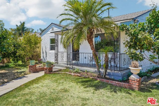 feature listing property photo