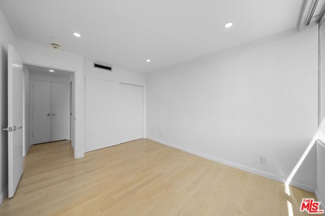 2160 Century Park East, Los Angeles CA: https://media.crmls.org/mediaz/ce12eaa4-be68-4bae-af89-fa064e49a75c.jpg