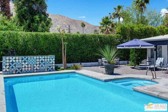 830 N Riverside Drive, Palm Springs CA: https://media.crmls.org/mediaz/ce131f63-10b9-4917-acc0-30bad1bcc888.jpg