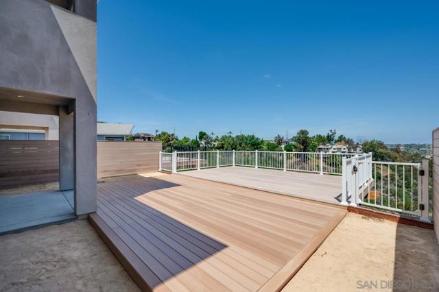 2942 Copley Ave, San Diego CA: https://media.crmls.org/mediaz/ce1326bc-658c-4a06-bf6a-20f029492d52.jpg
