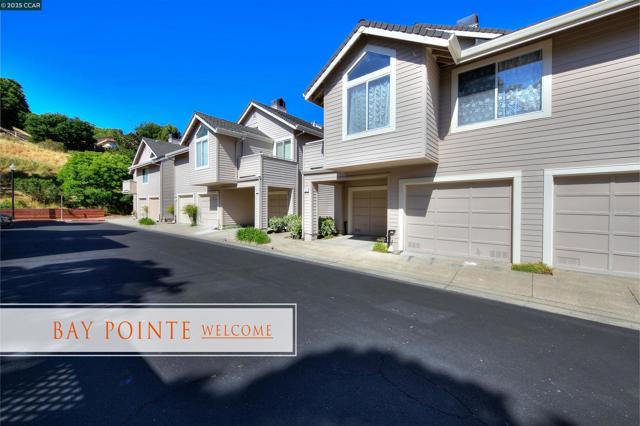 310 Boatswain Ct, Hercules CA: https://media.crmls.org/mediaz/ce150236-d488-4f4d-9ef7-8f39322f1462.jpg