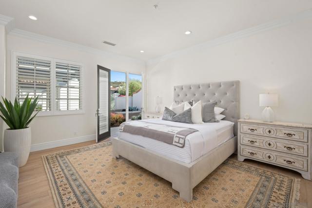 5986 Greensview Ct, Rancho Santa Fe CA: https://media.crmls.org/mediaz/ce15cfe3-d54c-4b1b-8599-b18475c02fcb.jpg