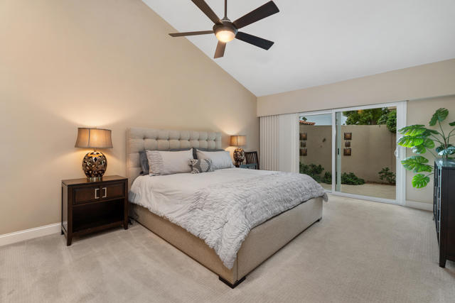 38678 Dahlia Way, Palm Desert CA: https://media.crmls.org/mediaz/ce17cd14-c2e2-4bd4-a58e-8e4df4447e75.jpg