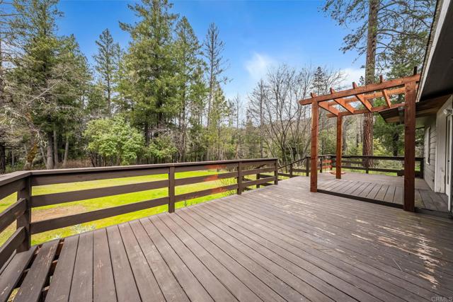 Detail Gallery Image 11 of 61 For 17521 Eel River Rd, Potter Valley,  CA 95469 - 3 Beds | 2 Baths