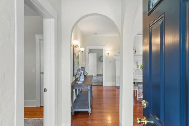28 Clarendon Road, Burlingame CA: https://media.crmls.org/mediaz/ce1b0503-991a-4e16-b65e-08ebe630ad65.jpg