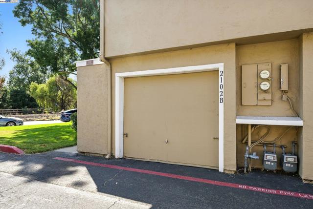 2102 Galveston Ave, San Jose CA: https://media.crmls.org/mediaz/ce1b31e4-8466-4d94-831f-82f7bd51f429.jpg